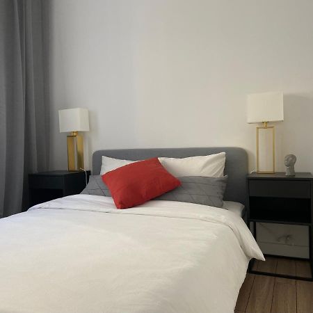 Апартаменти Apartament Moonapart Торунь Екстер'єр фото