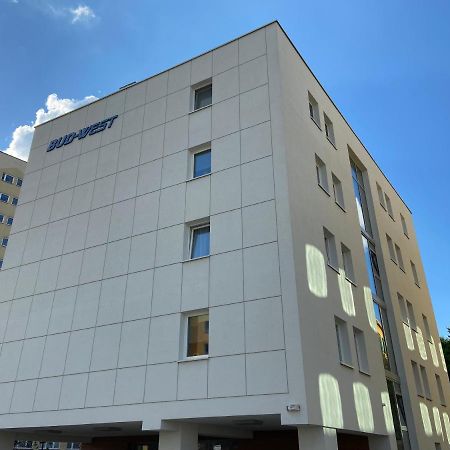 Апартаменти Apartament Moonapart Торунь Екстер'єр фото