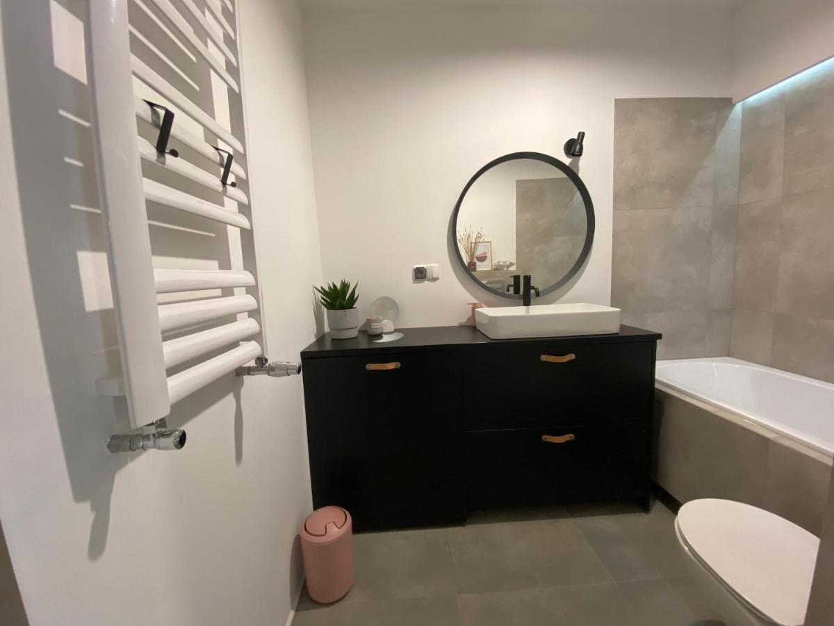 Апартаменти Apartament Moonapart Торунь Екстер'єр фото