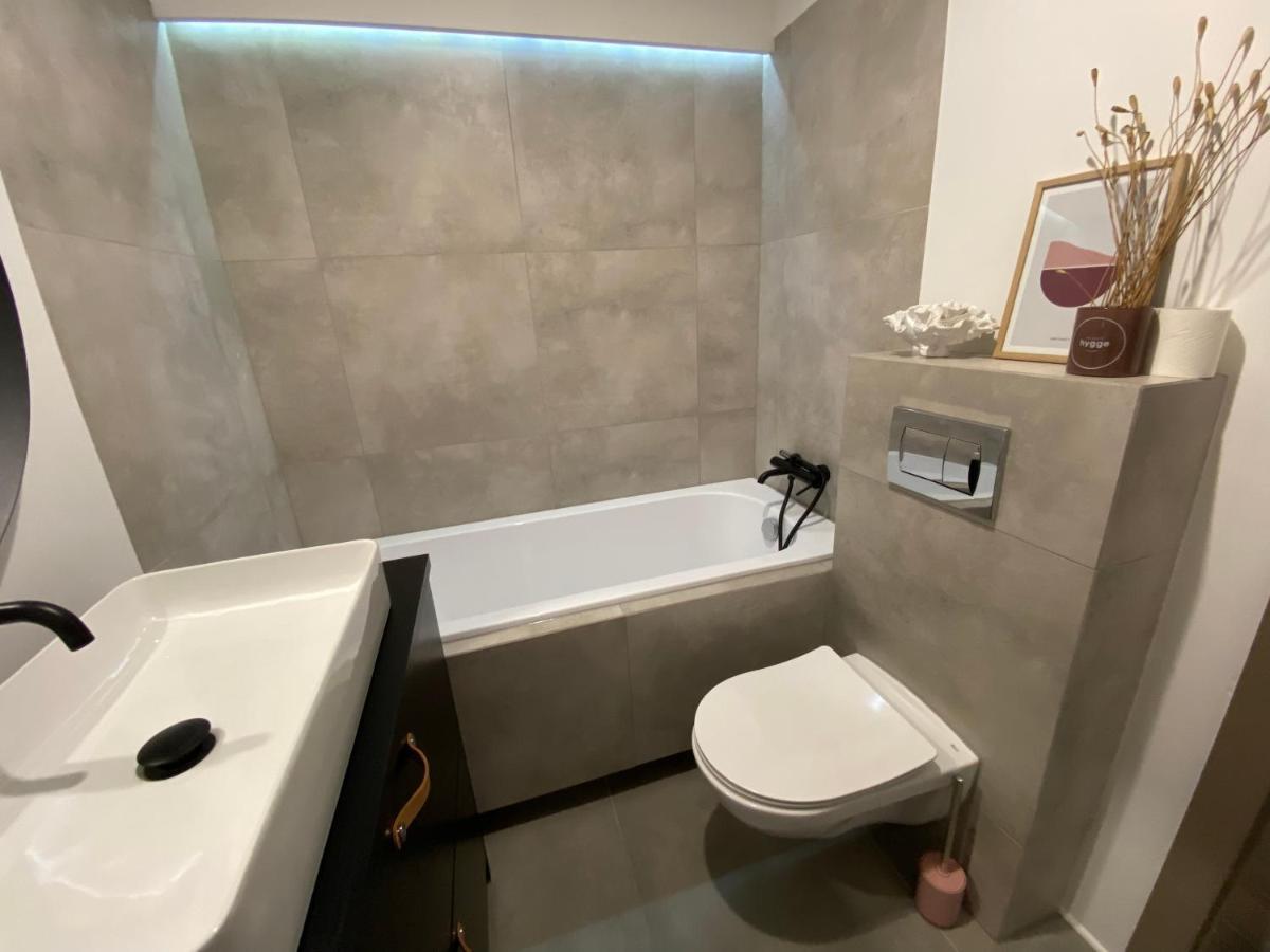 Апартаменти Apartament Moonapart Торунь Екстер'єр фото